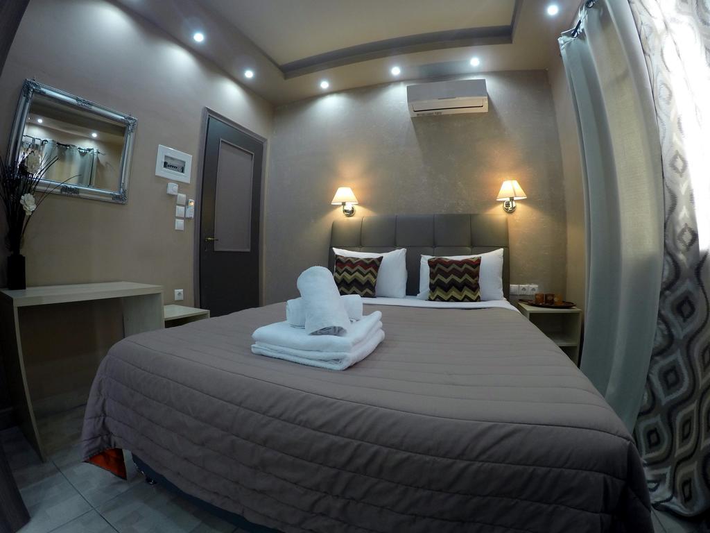 Mideia Hotel Levádeia Esterno foto